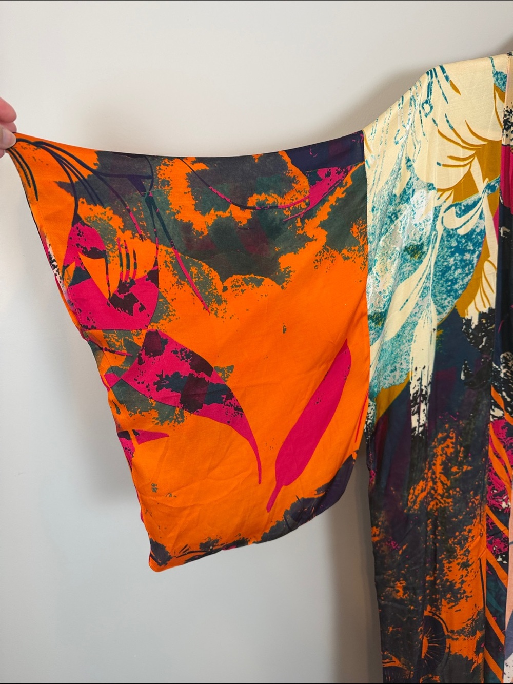 SAACHI Robe / Kimono - Picture 8 of 12